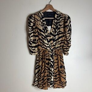 Nocturne ladies tiger Animal Print V-Neck stretch Dress size XS